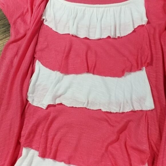 Andrea Missy ruffled top with attached coverlet - Picture 6 of 6